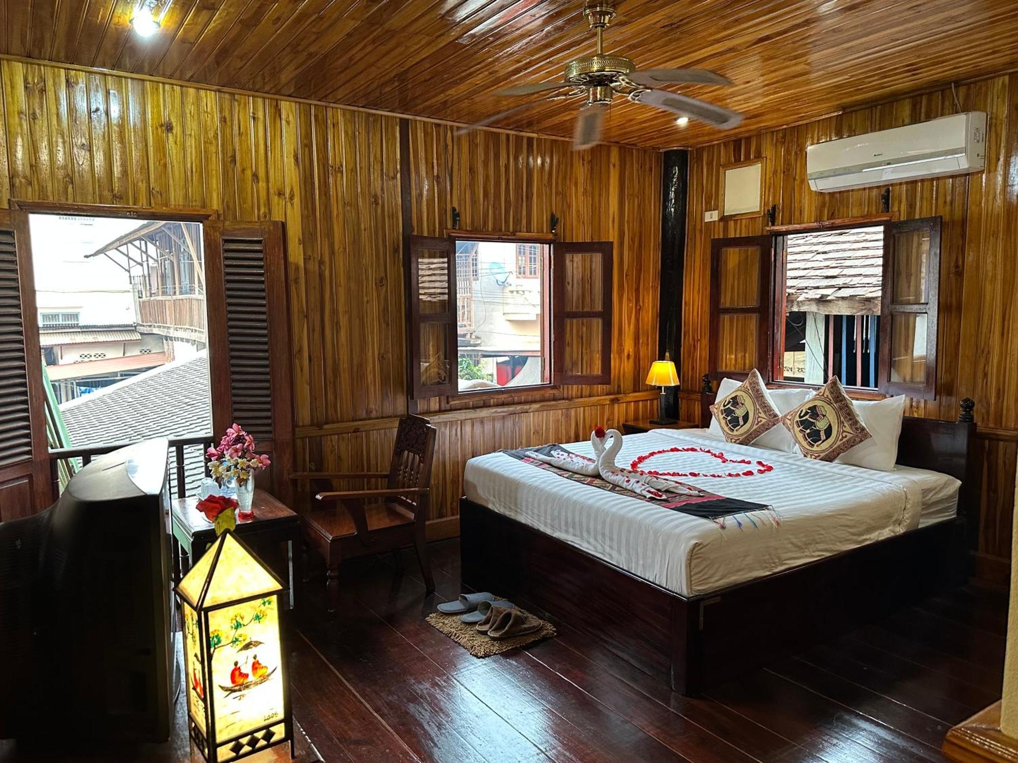 لوانغ برابانغ Villa Alounsavath Mekong Riverside المظهر الخارجي الصورة
