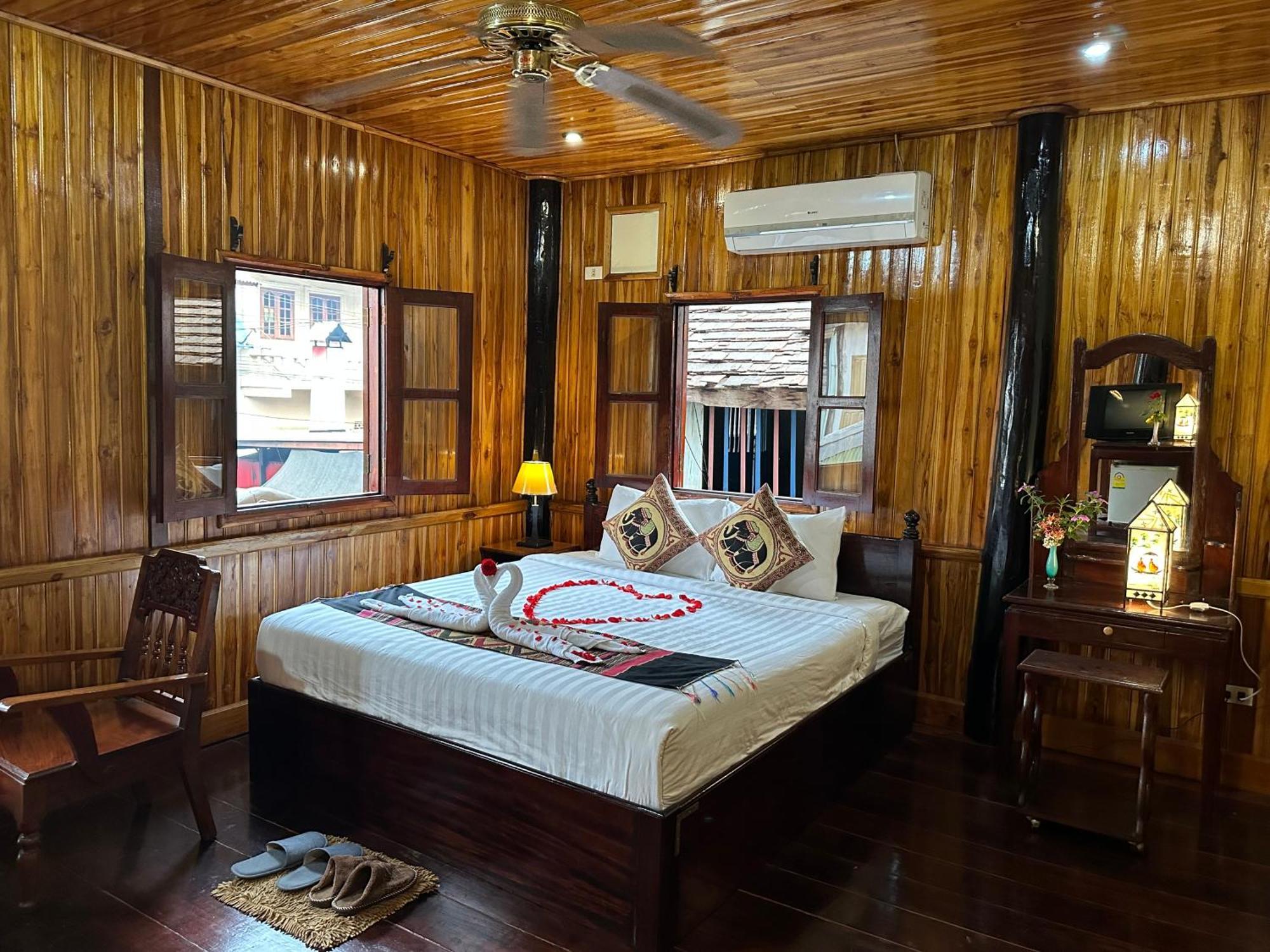 لوانغ برابانغ Villa Alounsavath Mekong Riverside المظهر الخارجي الصورة